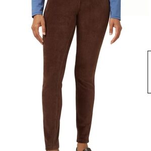 HUE Thin Wale Women's Corduroy Leggings in Expresso!